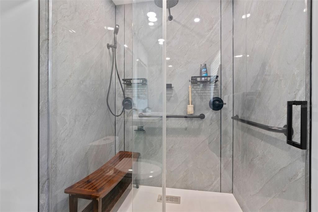 For Sale: $449,000 (3 beds, 2 baths, 2364 Square Feet)