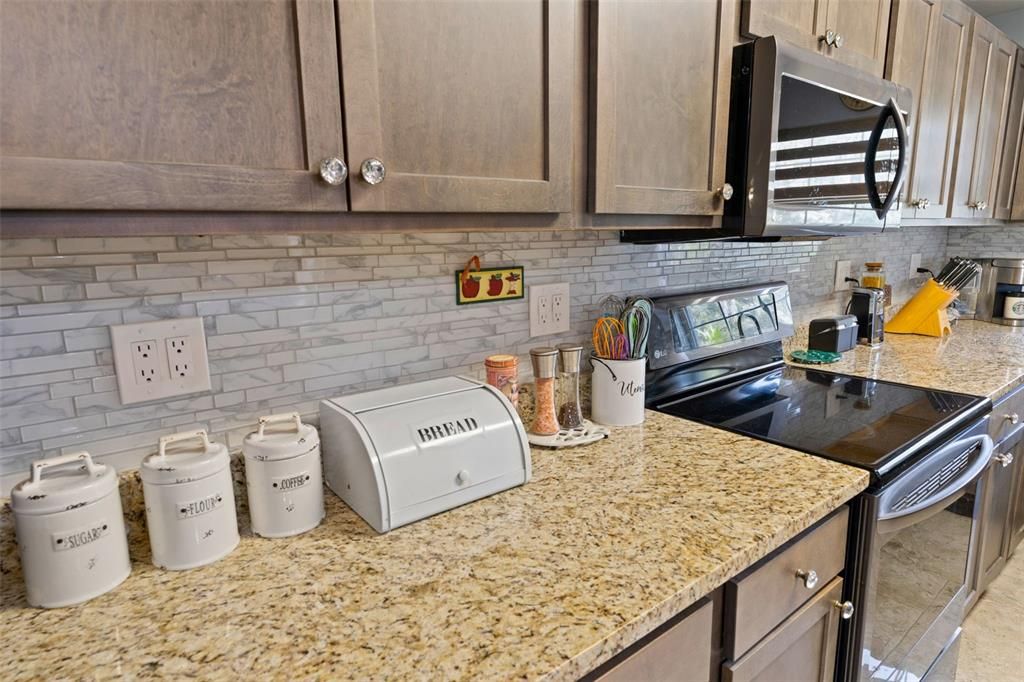 For Sale: $449,000 (3 beds, 2 baths, 2364 Square Feet)