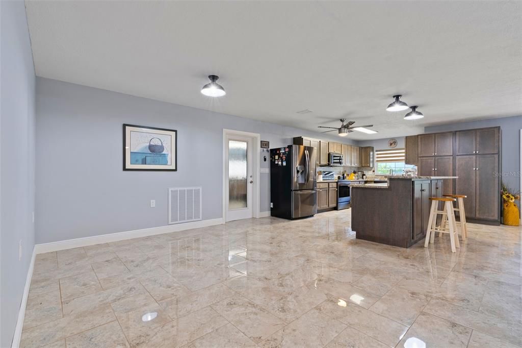 For Sale: $449,000 (3 beds, 2 baths, 2364 Square Feet)