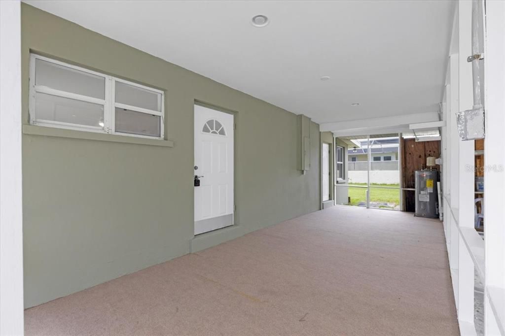 For Rent: $1,650 (2 beds, 1 baths, 1142 Square Feet)