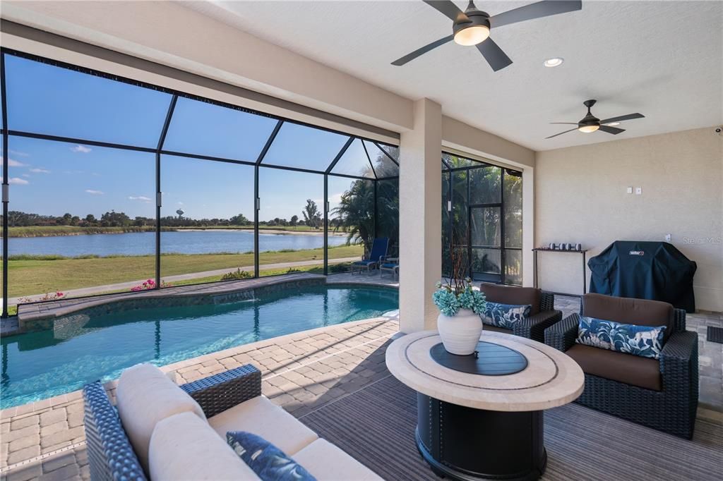 待售: $975,000 (3 贝兹, 2 浴室, 2340 平方英尺)