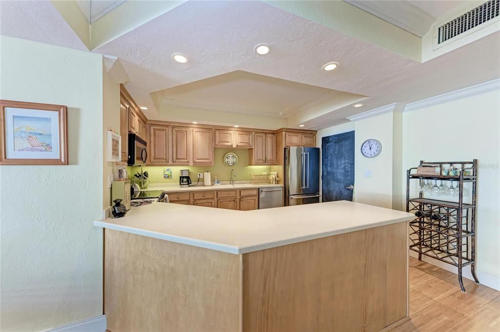 For Rent: $6,800 (2 beds, 2 baths, 1421 Square Feet)