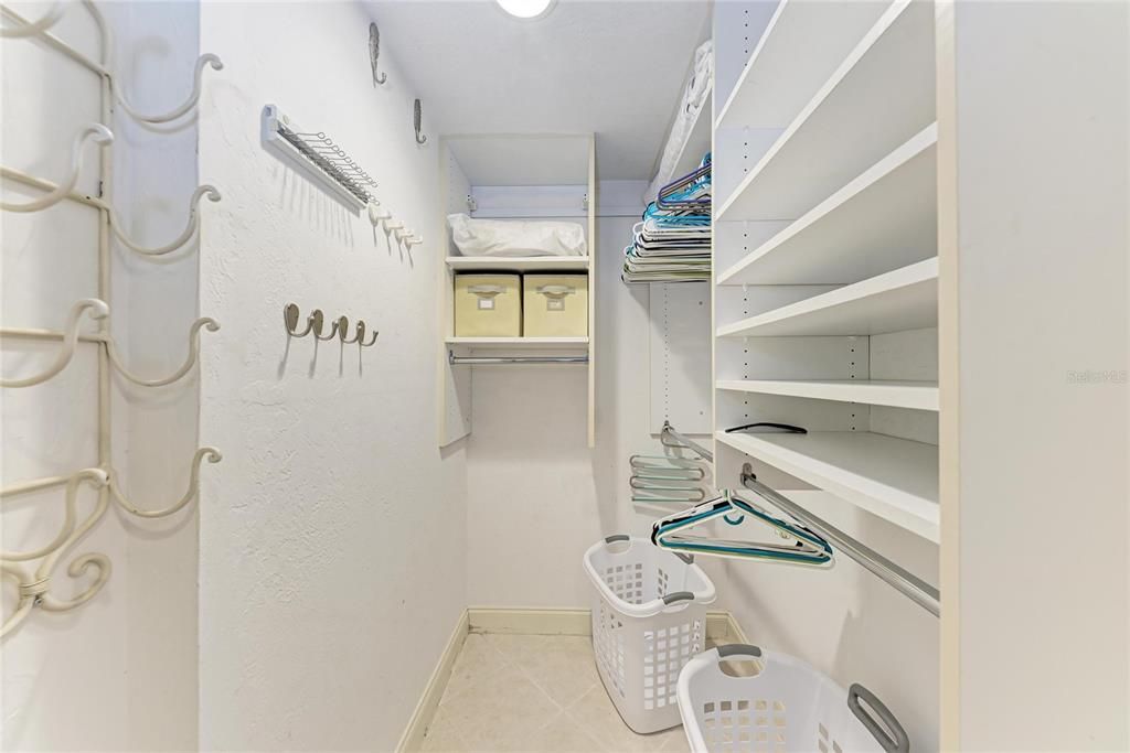 For Rent: $6,800 (2 beds, 2 baths, 1421 Square Feet)