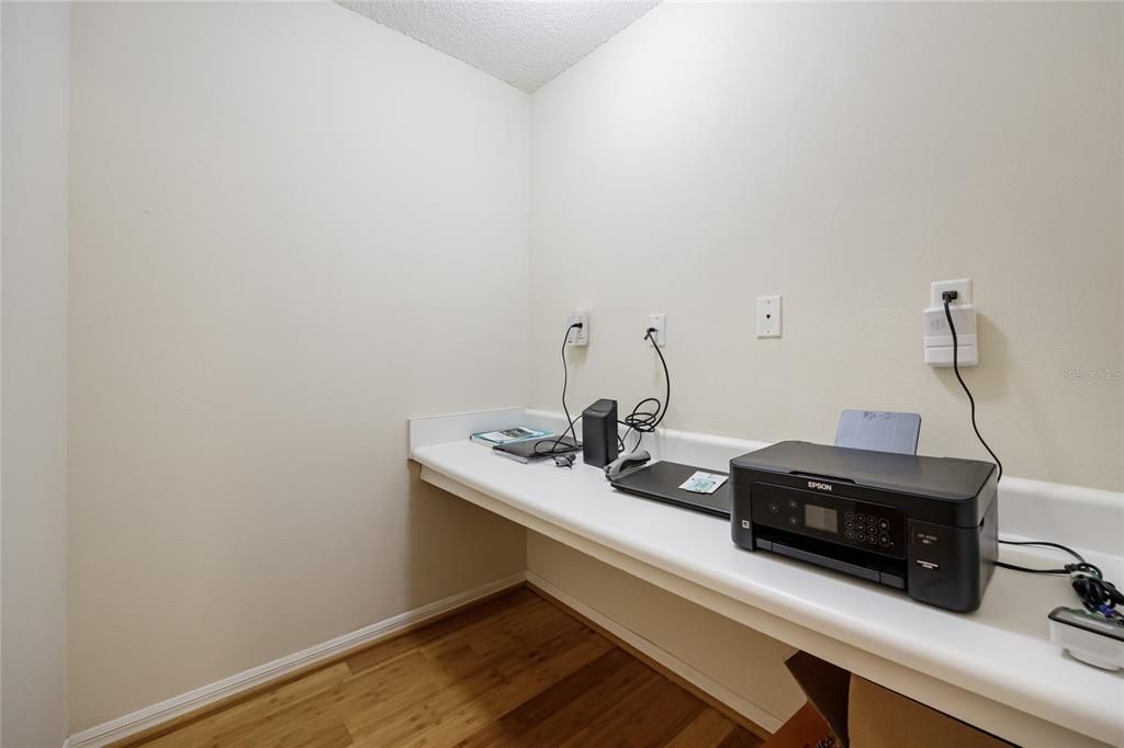 待售: $277,000 (3 贝兹, 2 浴室, 1454 平方英尺)