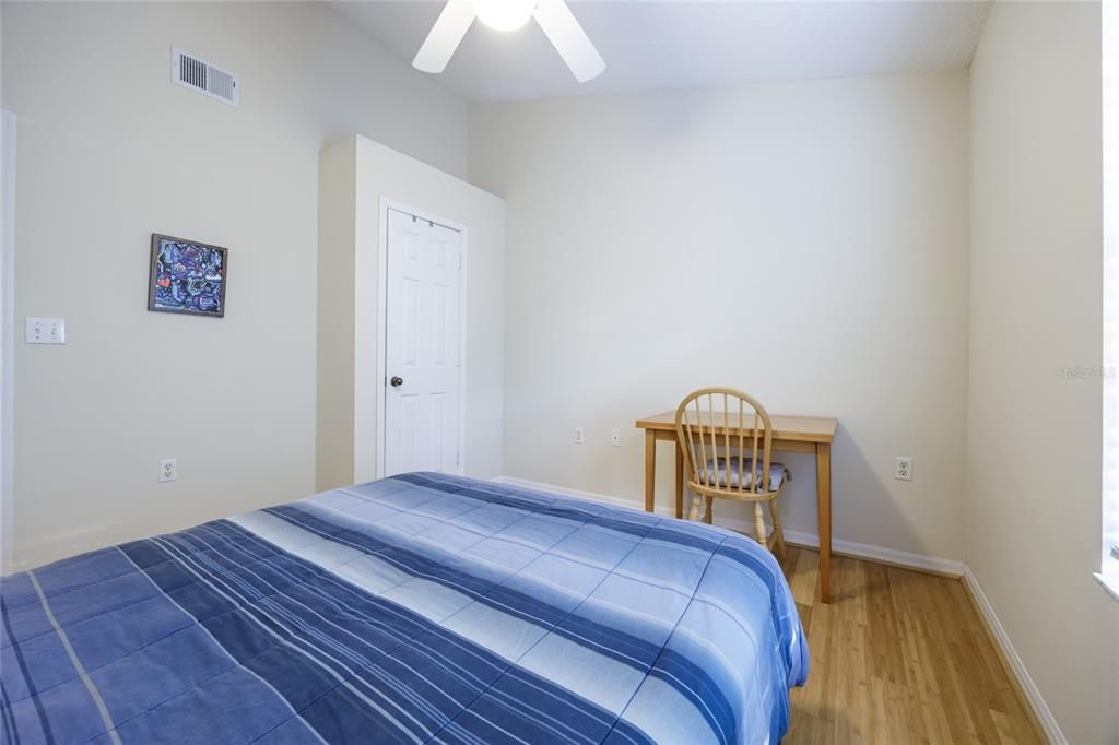 待售: $277,000 (3 贝兹, 2 浴室, 1454 平方英尺)