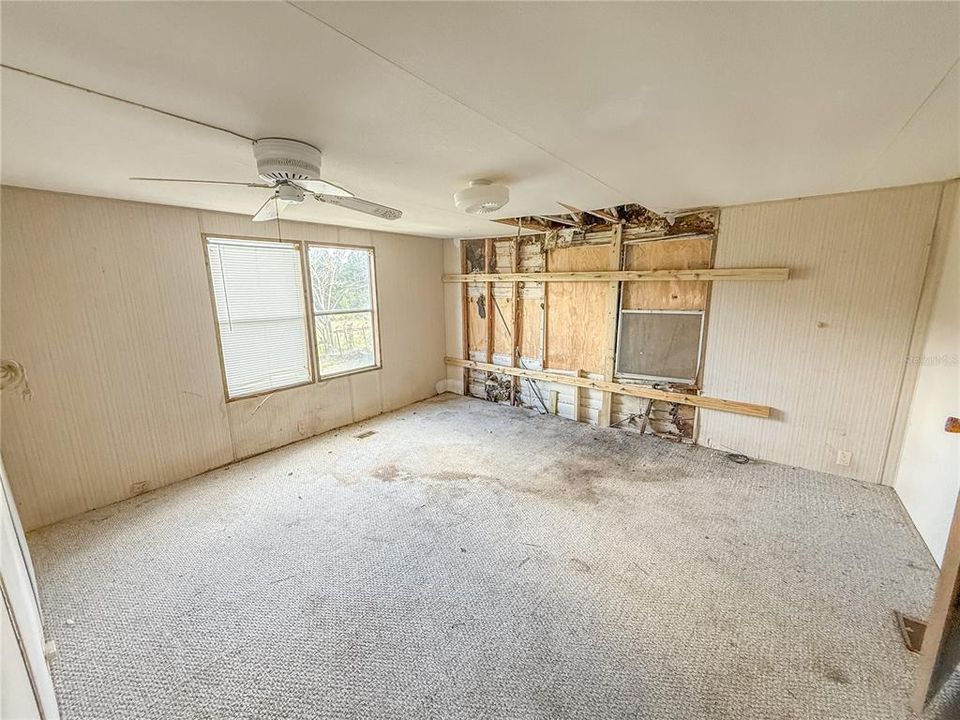 For Sale: $126,000 (3 beds, 2 baths, 1680 Square Feet)