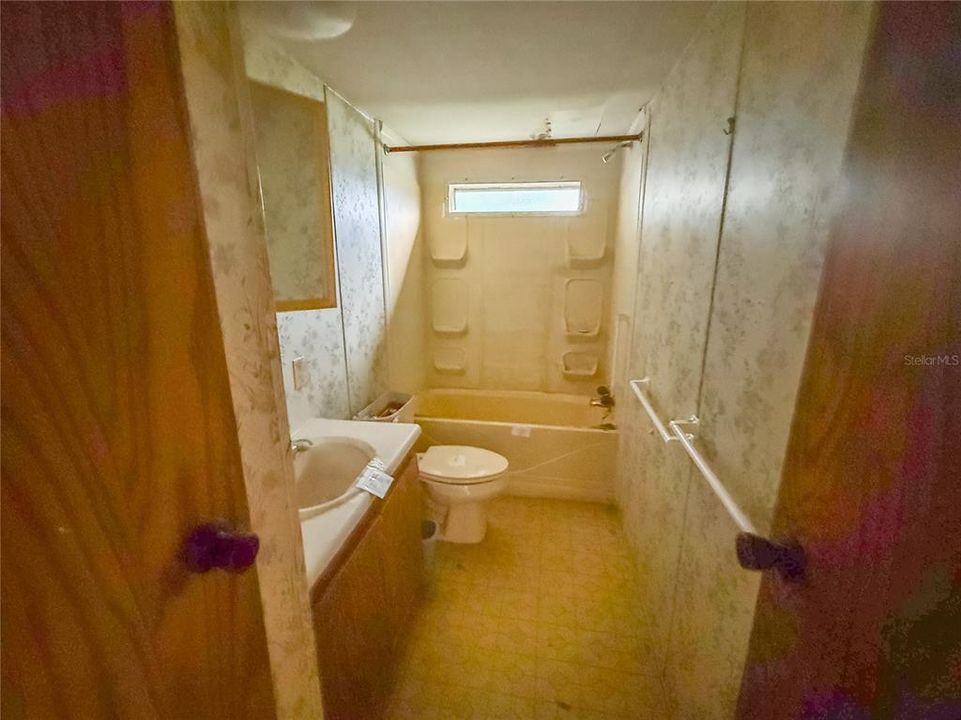 For Sale: $126,000 (3 beds, 2 baths, 1680 Square Feet)