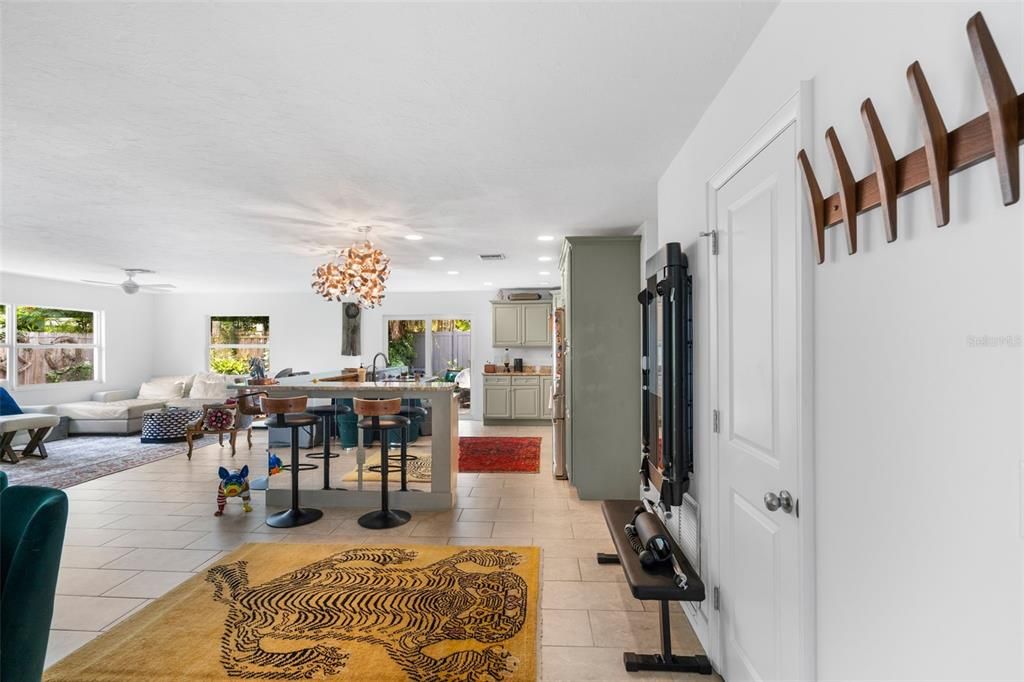 En Venta: $1,700,000 (3 camas, 2 baños, 1890 Pies cuadrados)