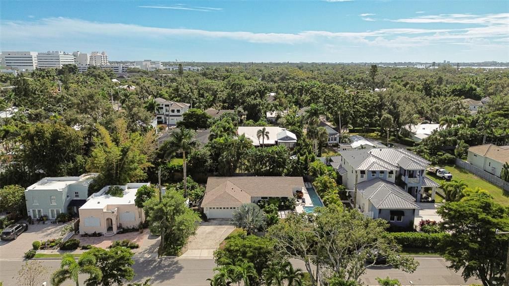 En Venta: $1,700,000 (3 camas, 2 baños, 1890 Pies cuadrados)