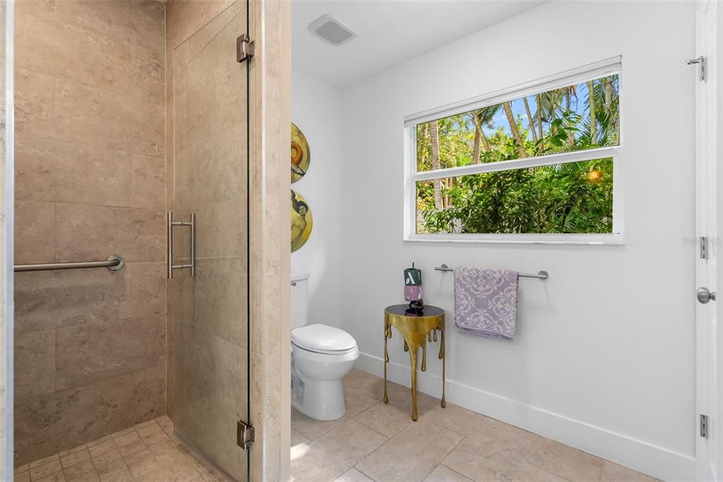 En Venta: $1,700,000 (3 camas, 2 baños, 1890 Pies cuadrados)