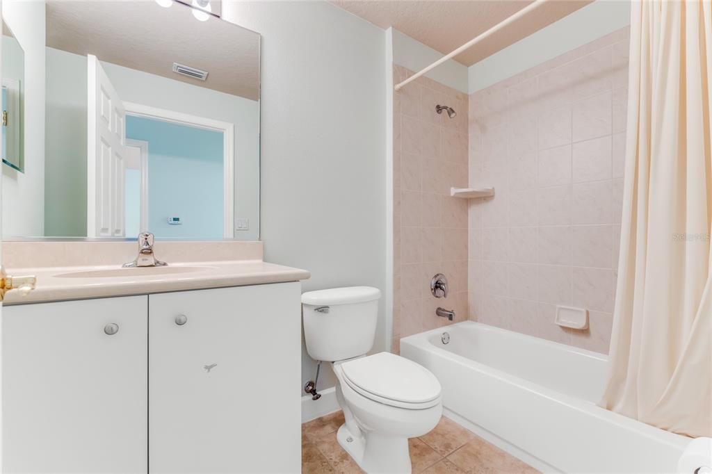 待售: $415,000 (3 贝兹, 2 浴室, 1910 平方英尺)