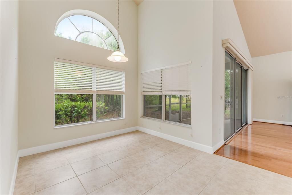 待售: $415,000 (3 贝兹, 2 浴室, 1910 平方英尺)