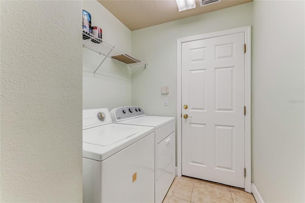 待售: $415,000 (3 贝兹, 2 浴室, 1910 平方英尺)