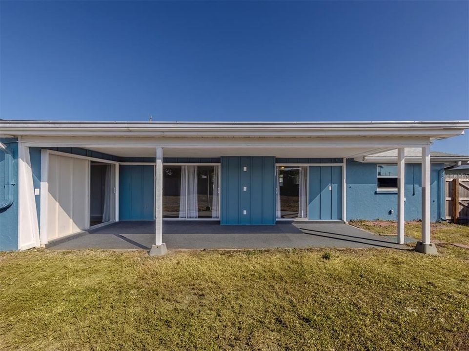 合同活跃: $259,900 (2 贝兹, 2 浴室, 1000 平方英尺)