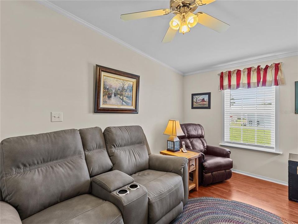 For Sale: $275,000 (2 beds, 2 baths, 1680 Square Feet)