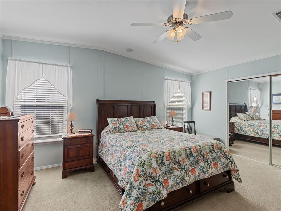 For Sale: $275,000 (2 beds, 2 baths, 1680 Square Feet)