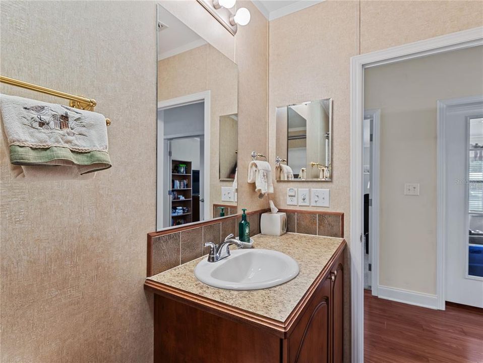 For Sale: $275,000 (2 beds, 2 baths, 1680 Square Feet)