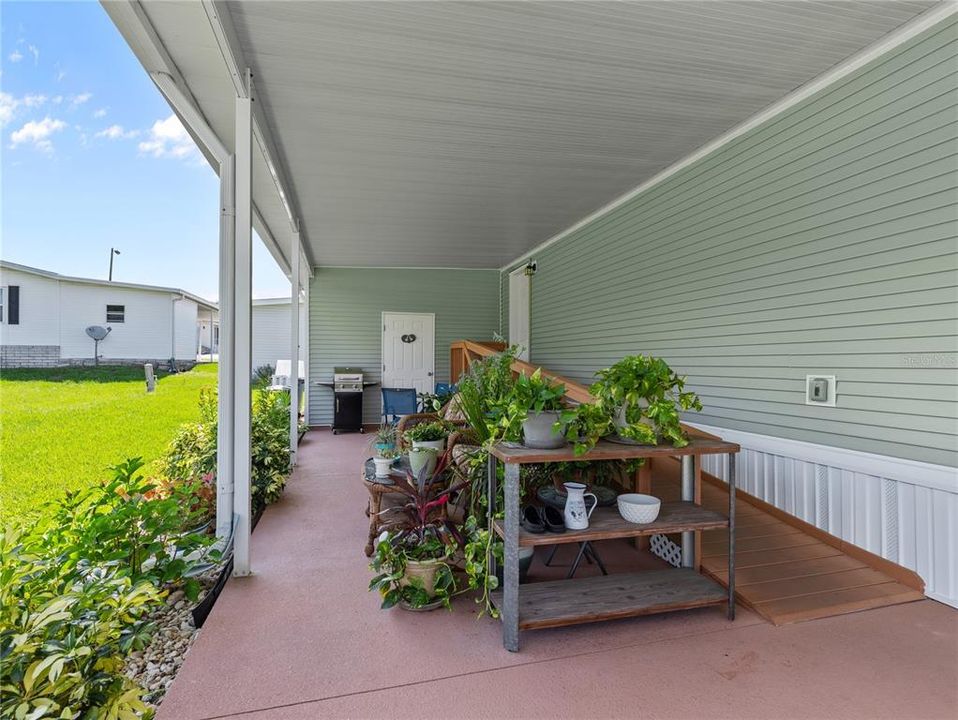 For Sale: $275,000 (2 beds, 2 baths, 1680 Square Feet)