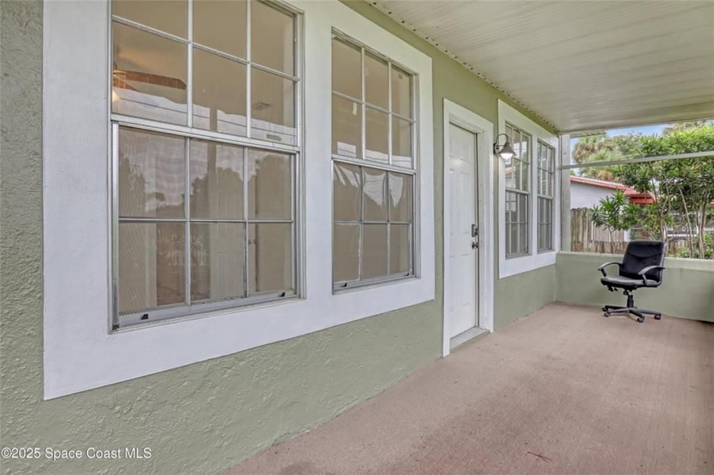 待售: $239,000 (4 贝兹, 2 浴室, 1251 平方英尺)