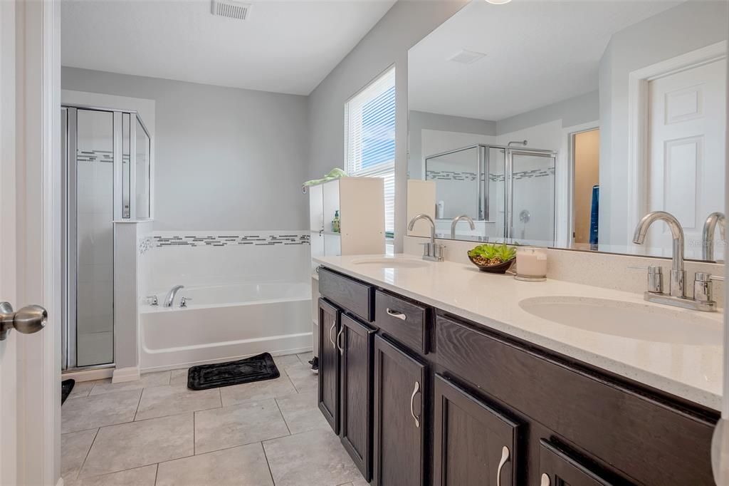 待售: $495,000 (5 贝兹, 3 浴室, 2678 平方英尺)