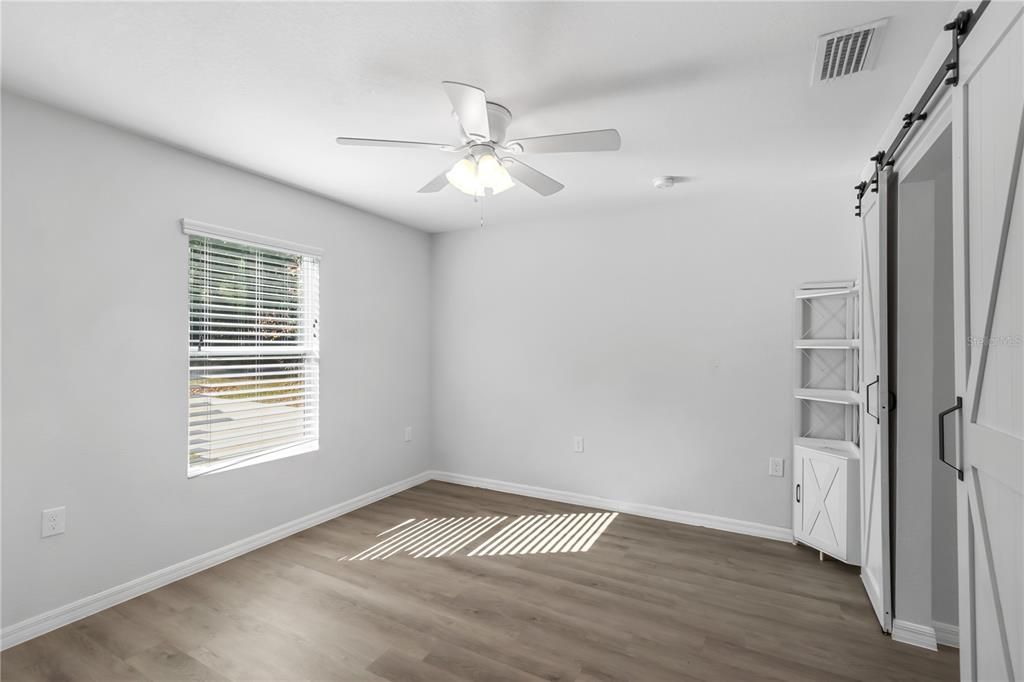 待售: $259,000 (3 贝兹, 2 浴室, 1054 平方英尺)