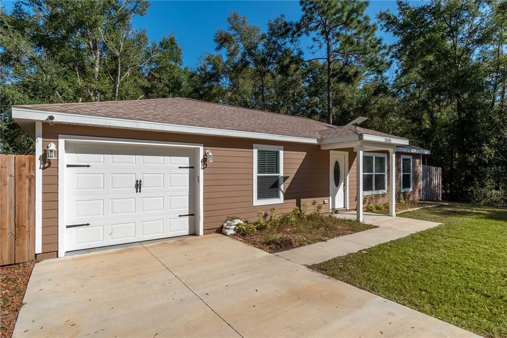 待售: $259,000 (3 贝兹, 2 浴室, 1054 平方英尺)