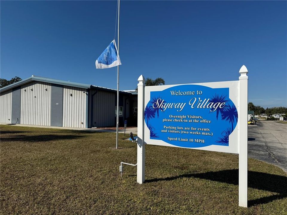 For Sale: $47,500 (0.10 acres)