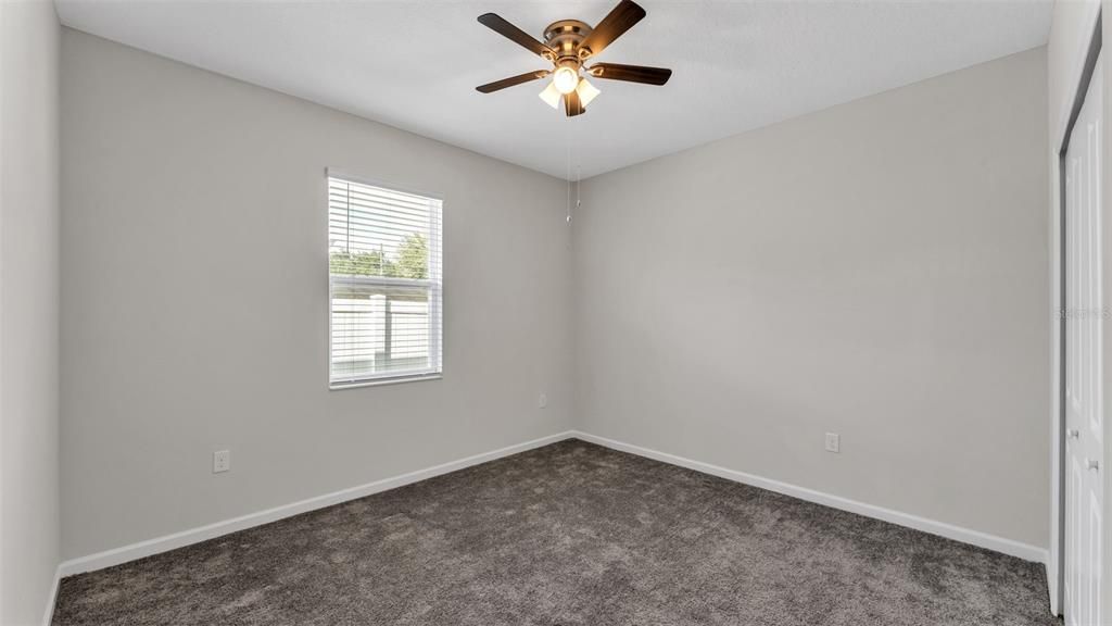 For Sale: $359,900 (3 beds, 3 baths, 2203 Square Feet)