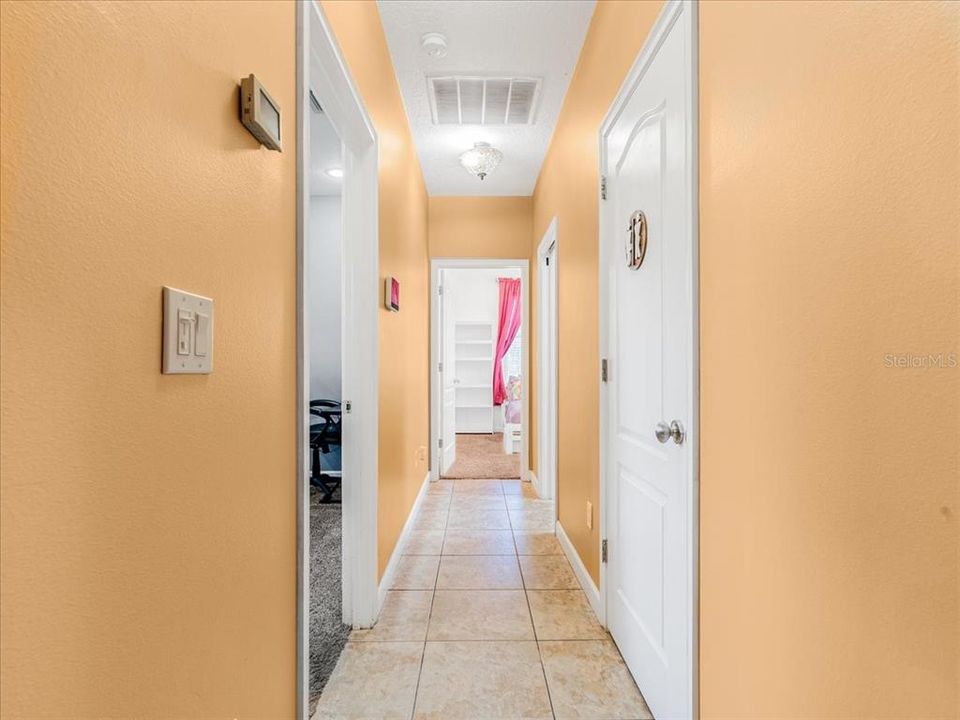 For Sale: $649,900 (4 beds, 2 baths, 2276 Square Feet)