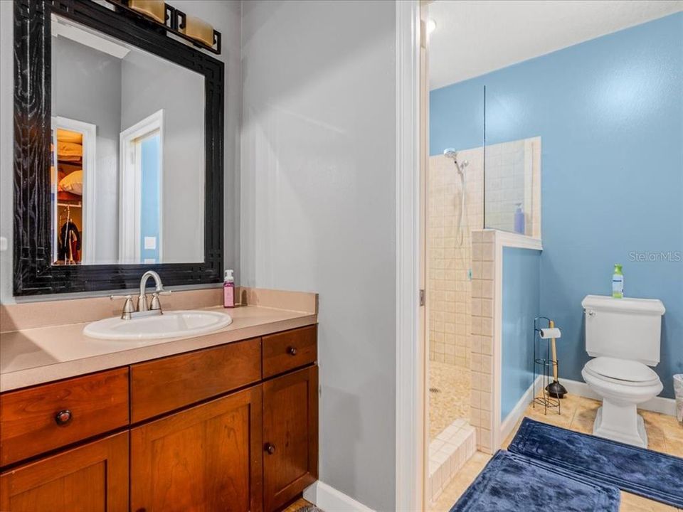 For Sale: $649,900 (4 beds, 2 baths, 2276 Square Feet)