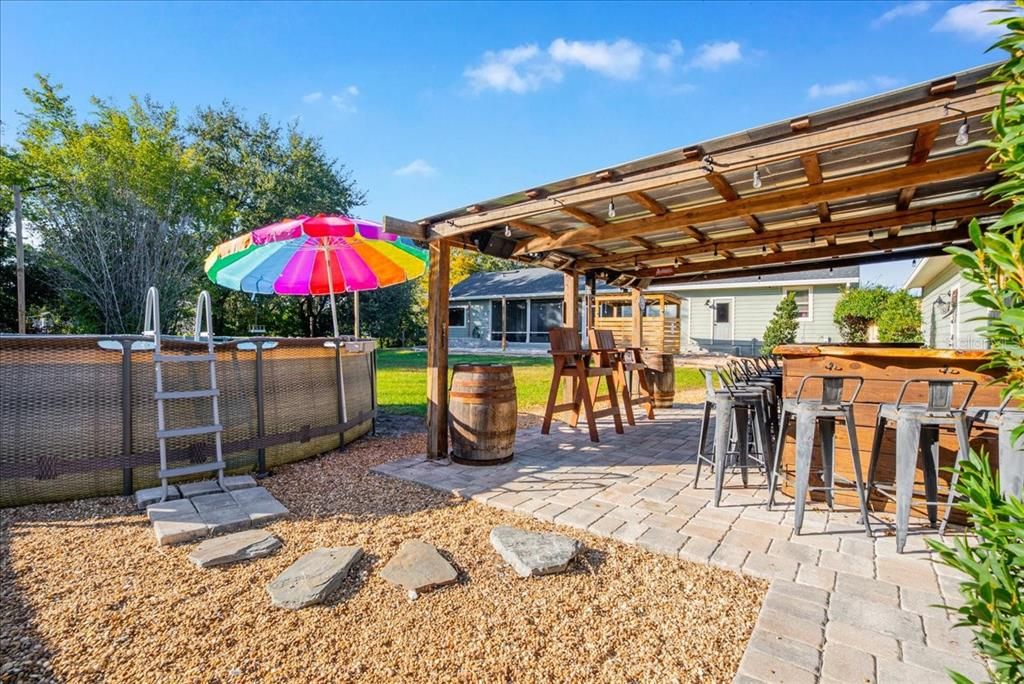 For Sale: $649,900 (4 beds, 2 baths, 2276 Square Feet)