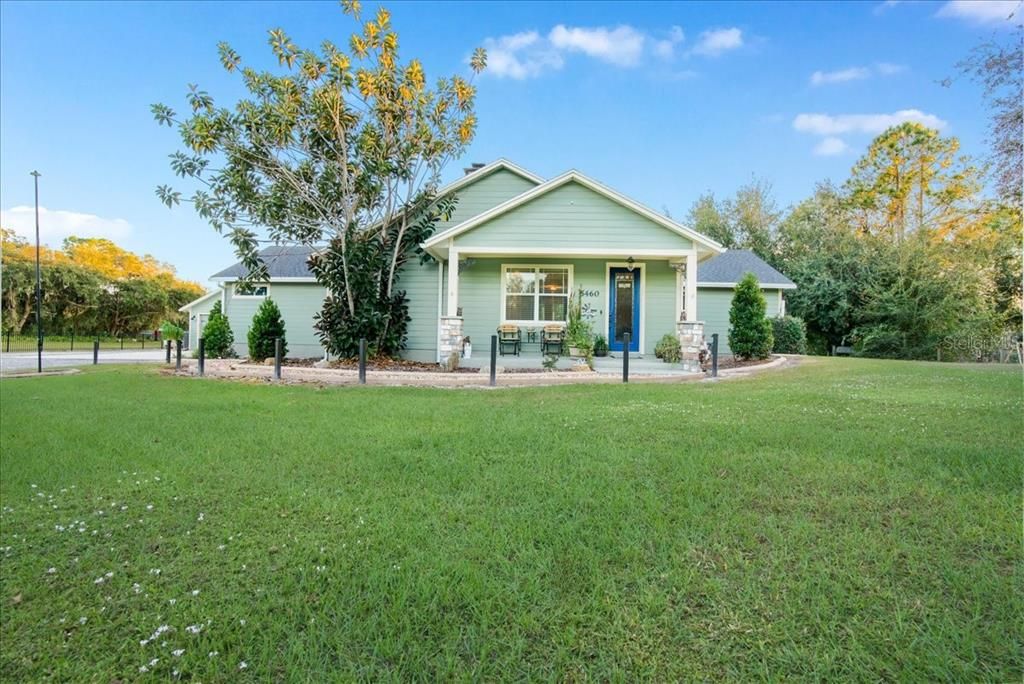 For Sale: $649,900 (4 beds, 2 baths, 2276 Square Feet)