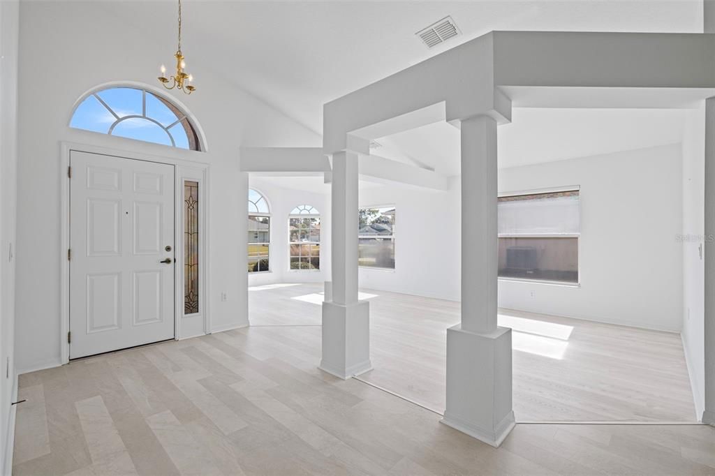 На продажу: $275,000 (3 спален, 2 ванн, 1942 Квадратных фут)