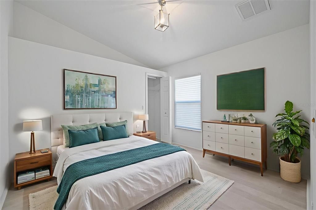 На продажу: $275,000 (3 спален, 2 ванн, 1942 Квадратных фут)