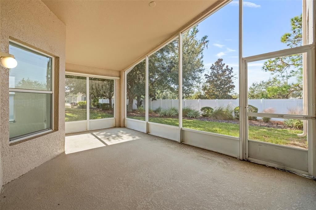 На продажу: $275,000 (3 спален, 2 ванн, 1942 Квадратных фут)