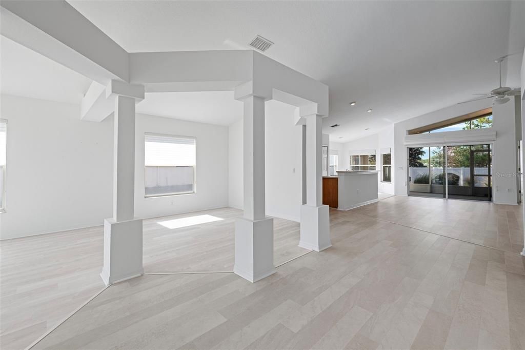 На продажу: $275,000 (3 спален, 2 ванн, 1942 Квадратных фут)