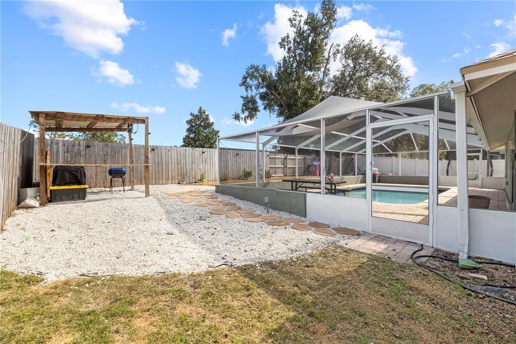 На продажу: $435,000 (3 спален, 2 ванн, 1690 Квадратных фут)