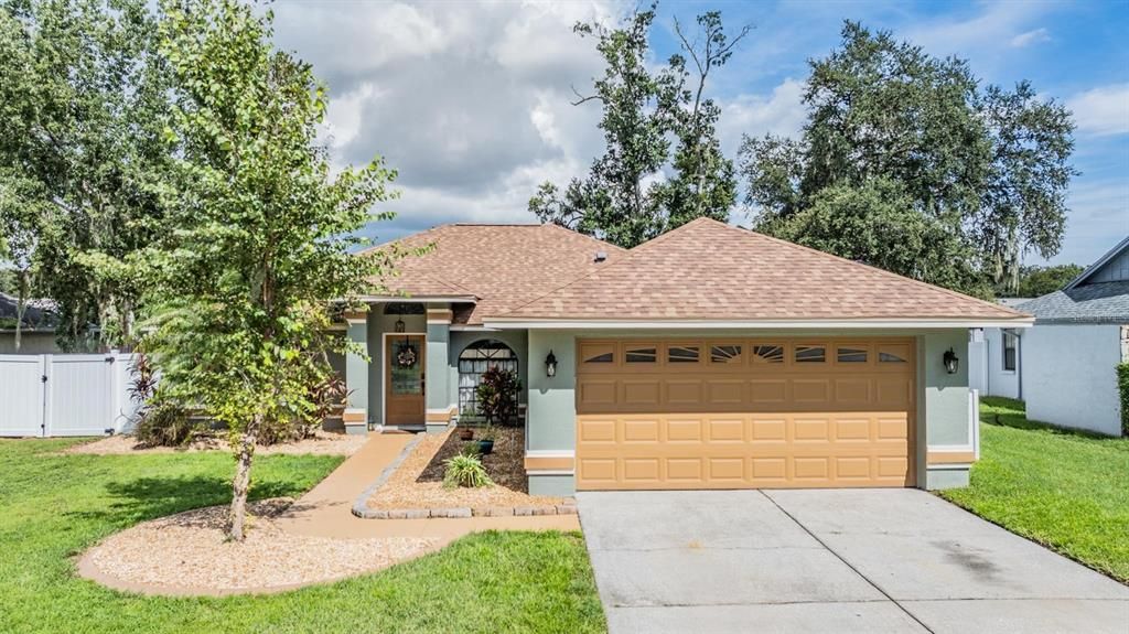 На продажу: $435,000 (3 спален, 2 ванн, 1690 Квадратных фут)