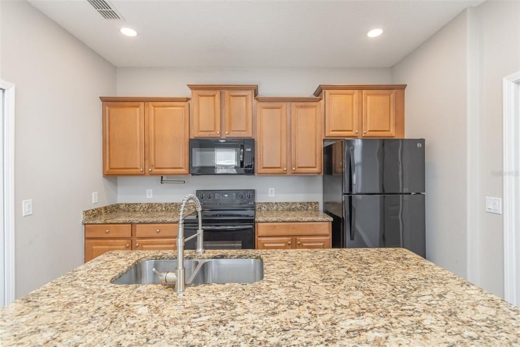 待售: $395,000 (3 贝兹, 2 浴室, 1662 平方英尺)