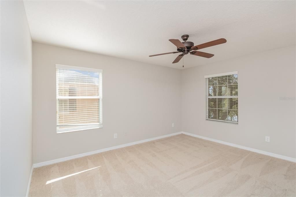 待售: $395,000 (3 贝兹, 2 浴室, 1662 平方英尺)