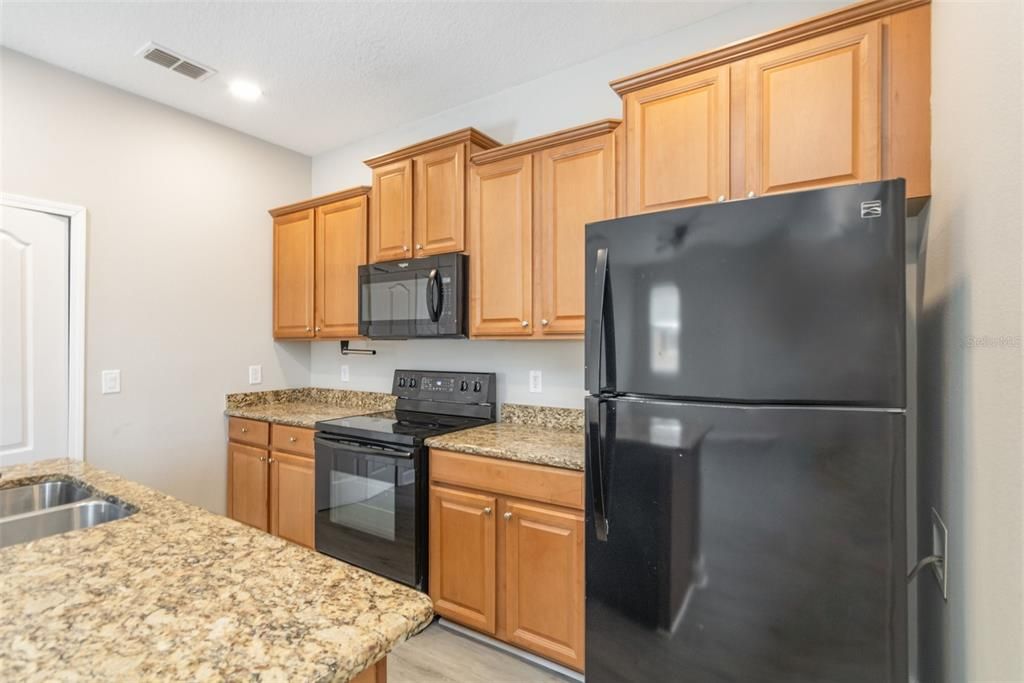 待售: $395,000 (3 贝兹, 2 浴室, 1662 平方英尺)