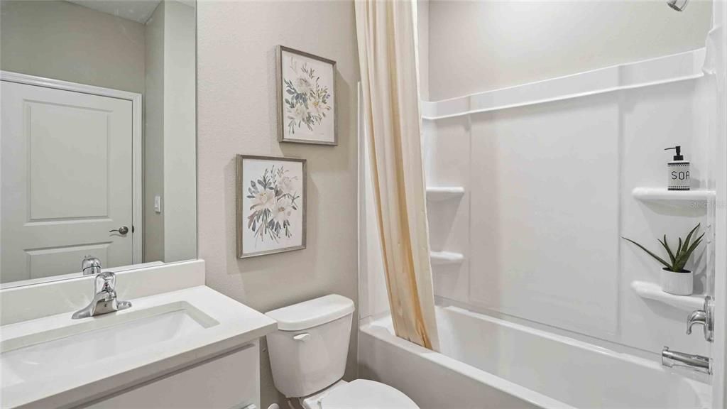 For Sale: $362,070 (4 beds, 3 baths, 1956 Square Feet)