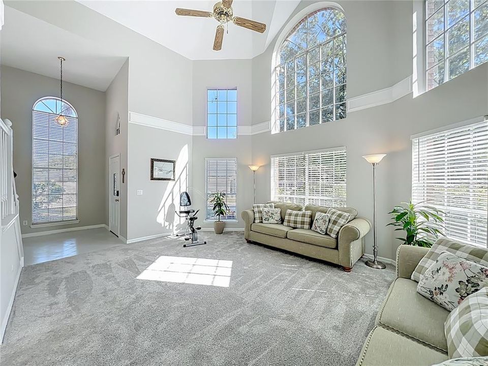 For Sale: $585,000 (4 beds, 2 baths, 2423 Square Feet)