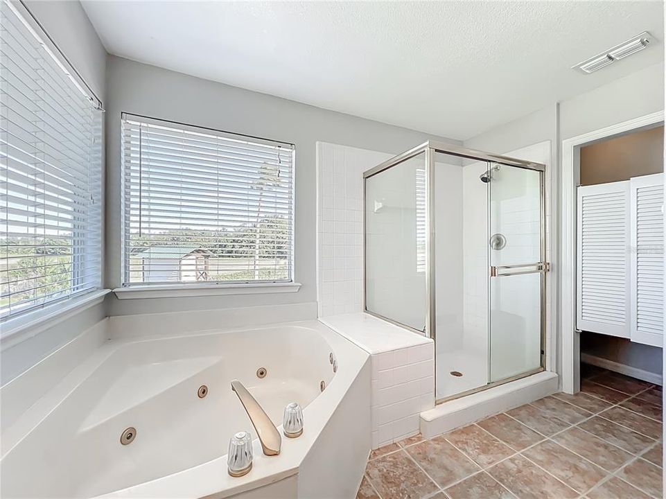 For Sale: $585,000 (4 beds, 2 baths, 2423 Square Feet)