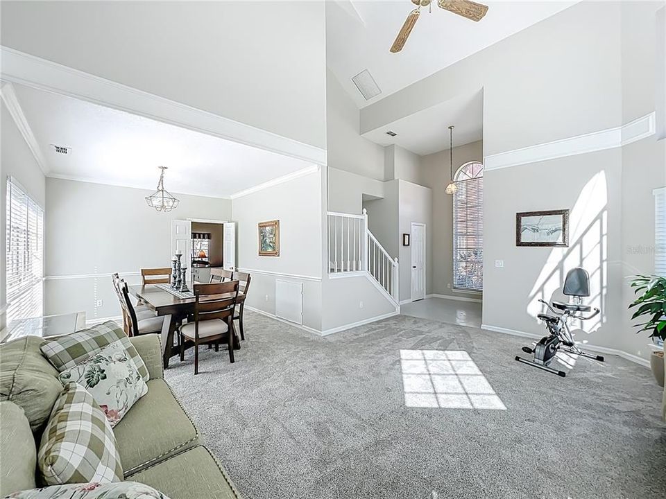 For Sale: $585,000 (4 beds, 2 baths, 2423 Square Feet)