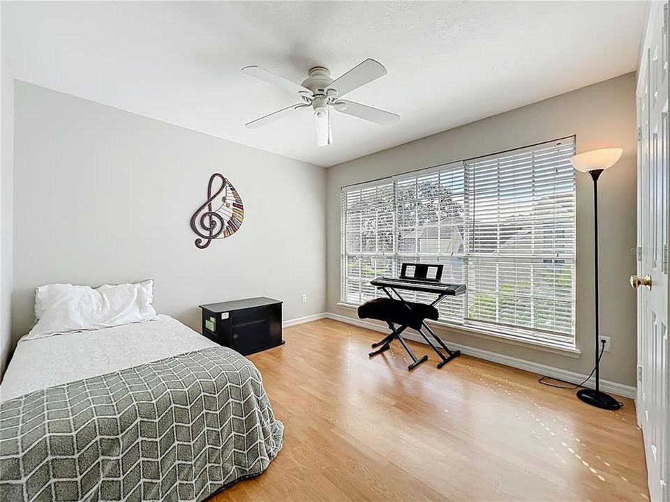 For Sale: $585,000 (4 beds, 2 baths, 2423 Square Feet)