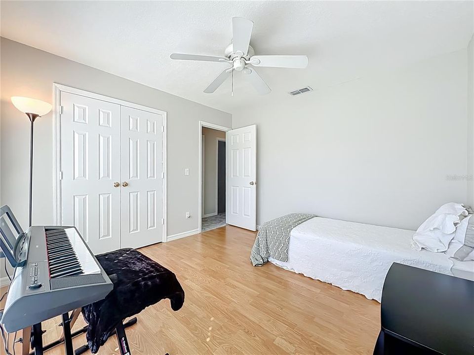 For Sale: $585,000 (4 beds, 2 baths, 2423 Square Feet)