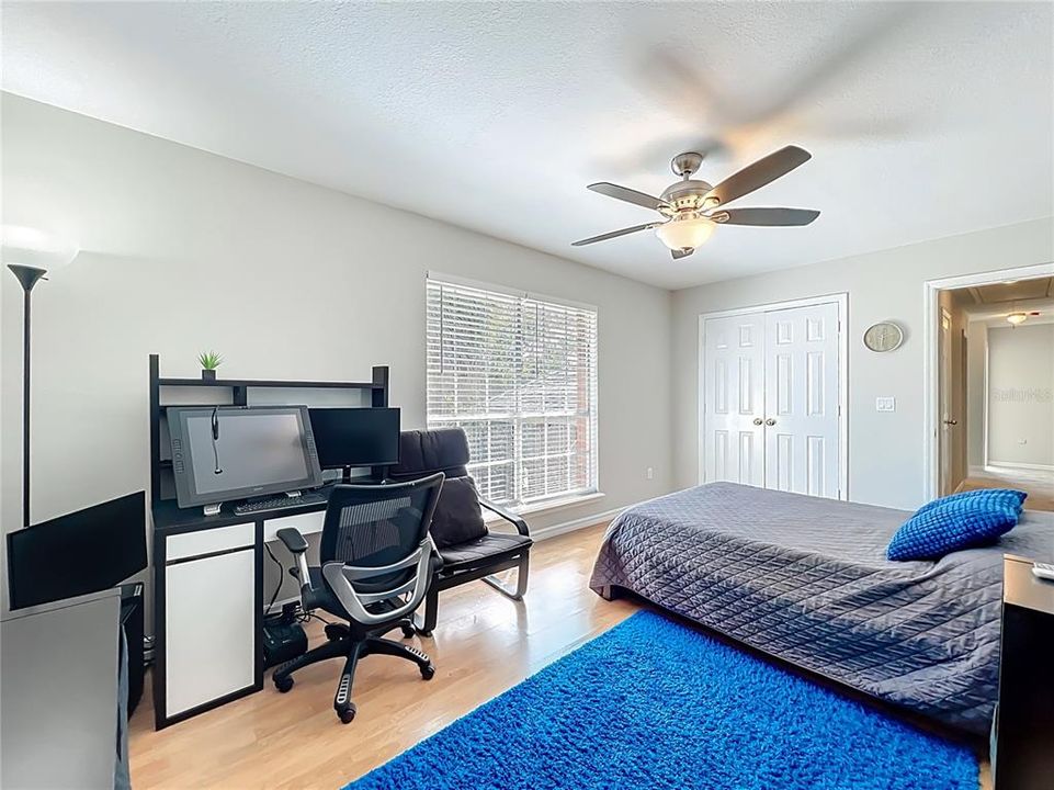 For Sale: $585,000 (4 beds, 2 baths, 2423 Square Feet)