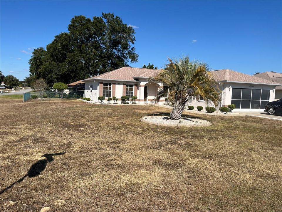 For Sale: $275,000 (3 beds, 2 baths, 1468 Square Feet)