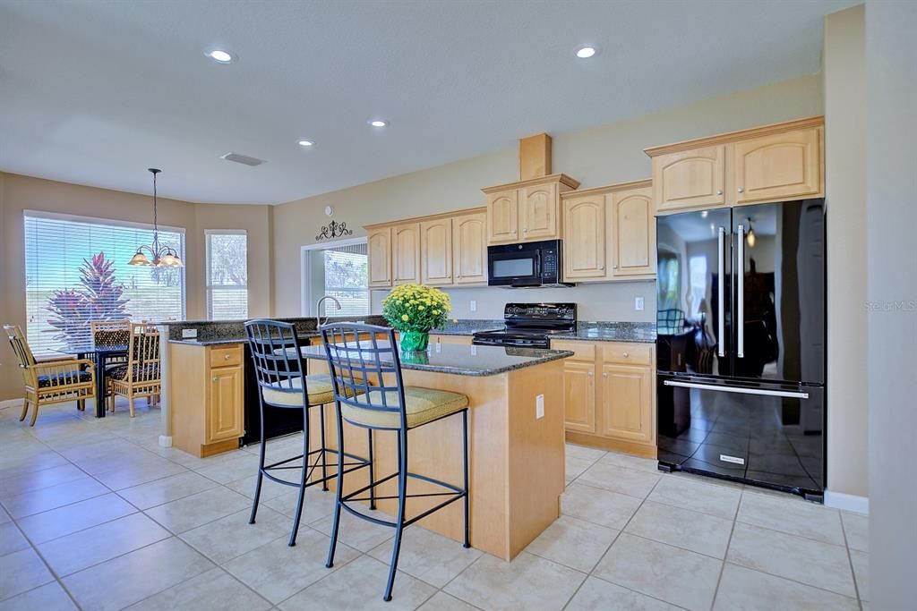 For Sale: $369,900 (3 beds, 2 baths, 2221 Square Feet)